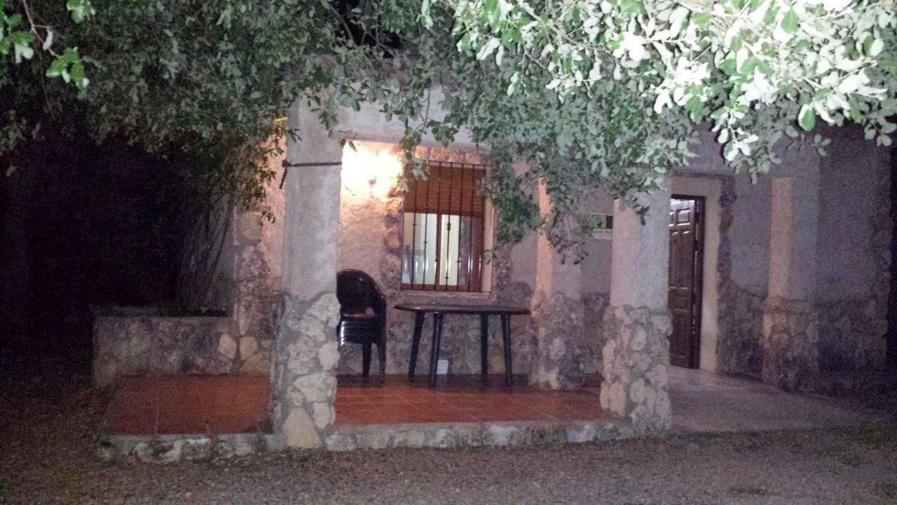 Casas Rurales Amable- Yeste Cortijo Prados Exterior photo